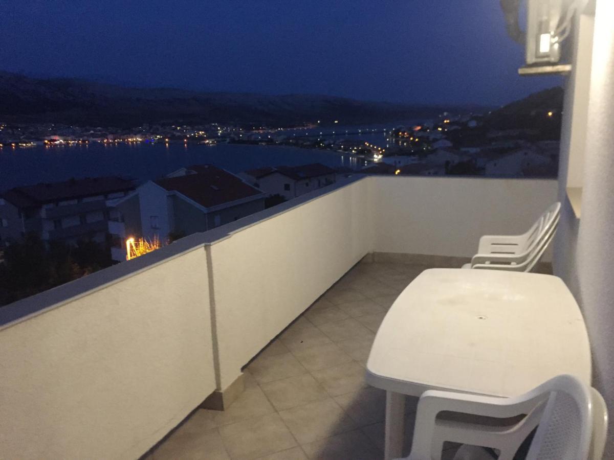 Apartmani Nerko Pag Town Esterno foto