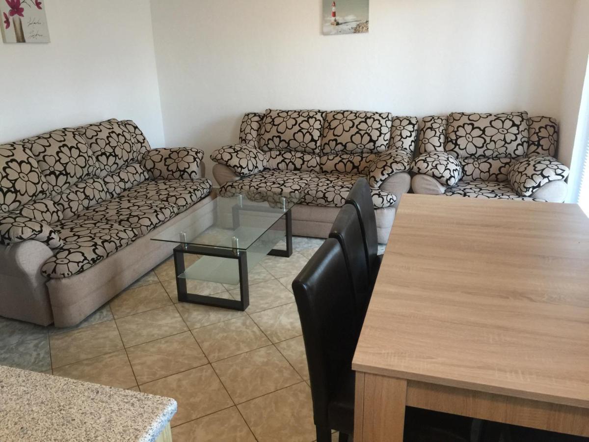 Apartmani Nerko Pag Town Esterno foto